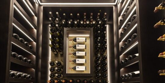 bespoke-wine-display